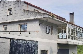 Casa en venta en Dozón