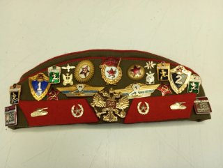 Gorra Militar Rusa con Insignias