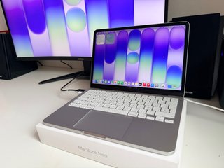 Apple MacBook Plateado 2026 con garantía