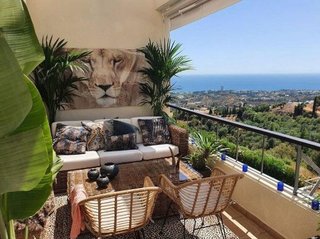Piso en venta en Alto de los Monteros en Marbella