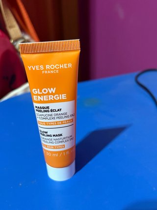 Mascarilla Peeling Glow Energie Yves Rocher