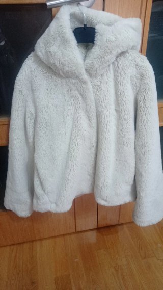 Abrigo de pelo ZARA Talla 11-12.   152cm
