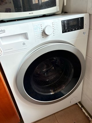 Lavadora Secadora Beko 8kg/5kg1400rpm A HTC8733XSO