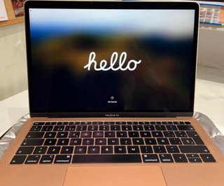MacBook Air 13 Retina (2019) Dorado