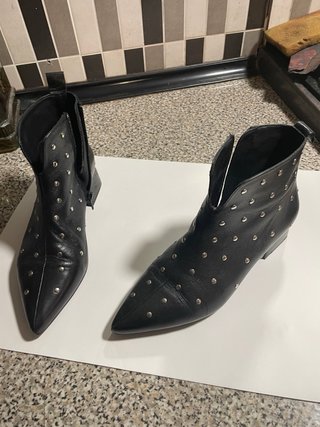 Botines Desiree con tachuelas, talla 37
