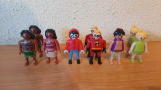 Muñecos Playmobil Disney Kinder.