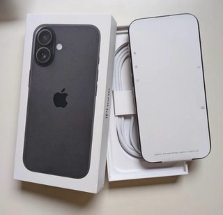 iPhone 16 Negro
