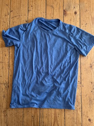 Camiseta deportiva azul Decathlon