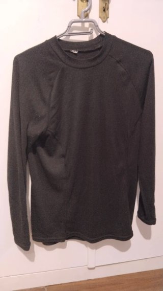 Camiseta de manga larga gris