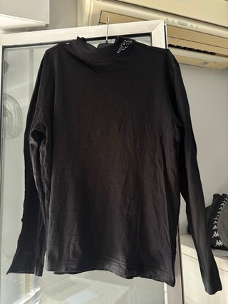 Camiseta Kappa Negra Cuello Alto
