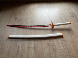 Katana de Kyojuro Rengoku