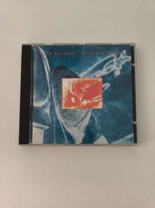 CD Dire Straits - On Every Street