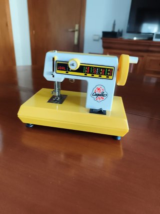 Máquina de Coser Infantil Coqueta