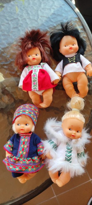 Set di 4 Bambole Pancia Tonda