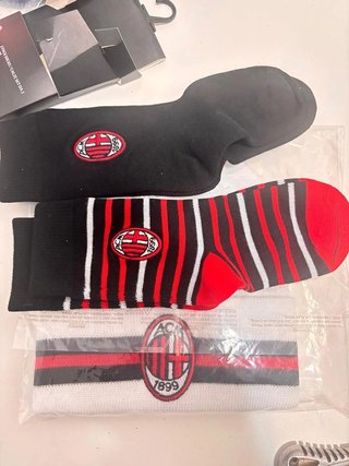 Gorro y Calcetines Milan AC