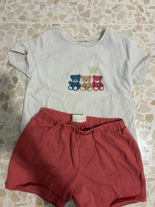 Conjunto de ropa para bebé