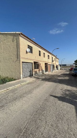 Casa pareada en venta en Cabañas de Yepes