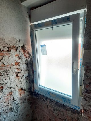 Ventana de PVC con Persiana