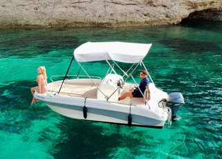 Barco Remus 450 con Motor Yamaha
