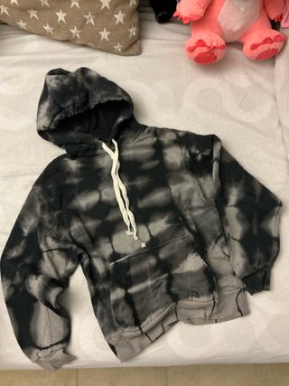 Sudadera con capucha efecto tie-dye