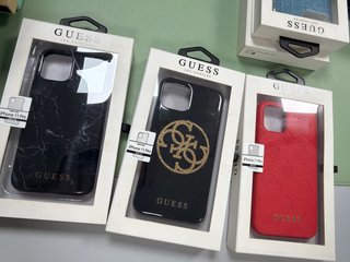 Pack 3 Fundas Guess para iPhone 11 Pro