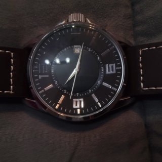 Reloj con Correa de Piel