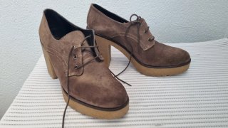 Zapatos de tacón con plataforma marrones