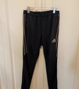 Pantalón de chándal Adidas negro