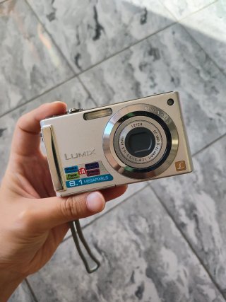 Fotocamera Digitale Lumix 8.1 Megapixel