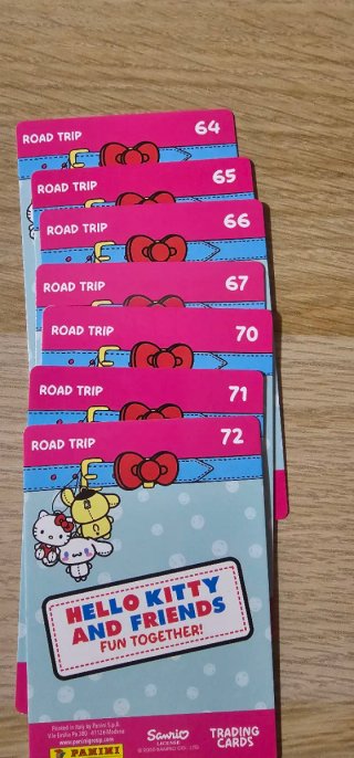 Set de 7 Cartas Hello Kitty Panini