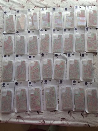 Confezione da 30 custodie protettive per iPhone 12 / 12 Pro, ideali per la rivendita