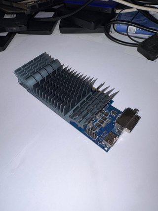 Tarjeta Gráfica Nvidia GT 730 2GB Asus