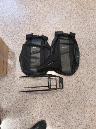 Set de Alforjas, Portaequipajes y Funda Sillín