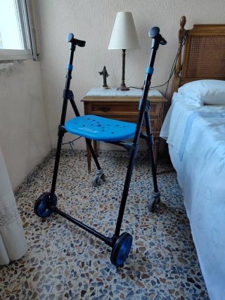 Andador con Asiento