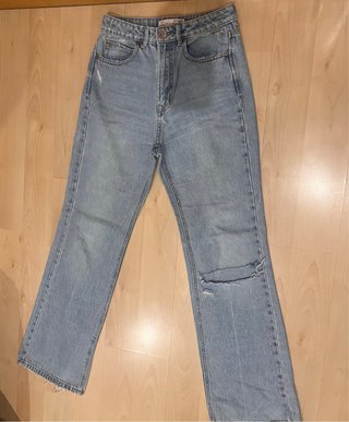 Pantalón vaquero Stradivarius