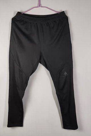 Pantalón de chándal Adidas negro