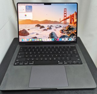 MacBook Pro M3 Pro 1TB (Somos tienda-Garantía)