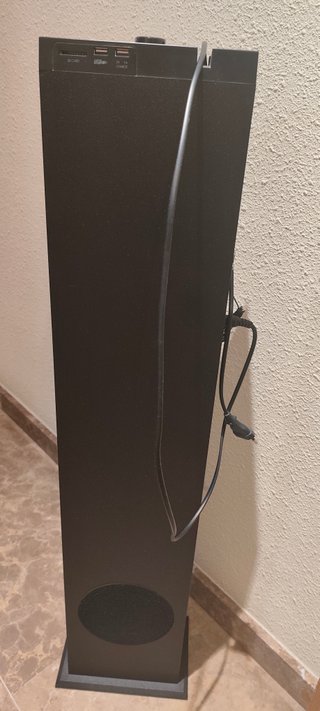 Torre de Sonido Negra