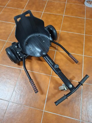 Hoverboard SK8 (BATERÍA NUEVA) + Silla Smartgyro