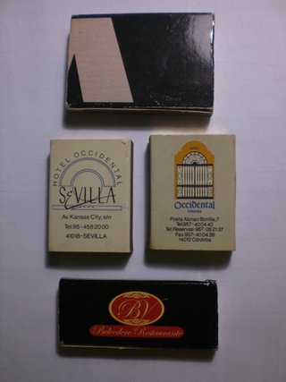 Set di 4 scatole di fiammiferi pubblicitari
