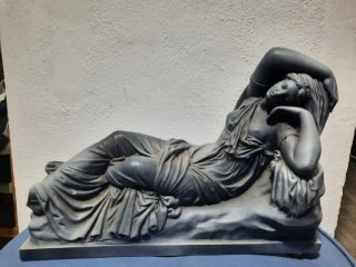 Figura Decorativa Clásica