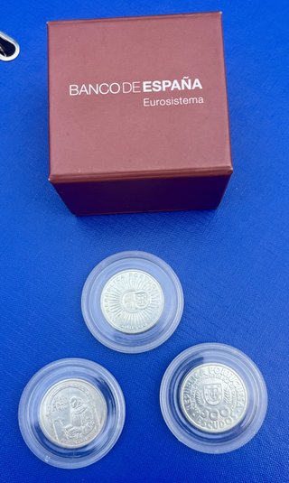 4 Monedas de Plata. 1 de 30 € + 3 de 500 escudos.
