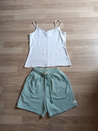 Conjunto deportivo de dos piezas