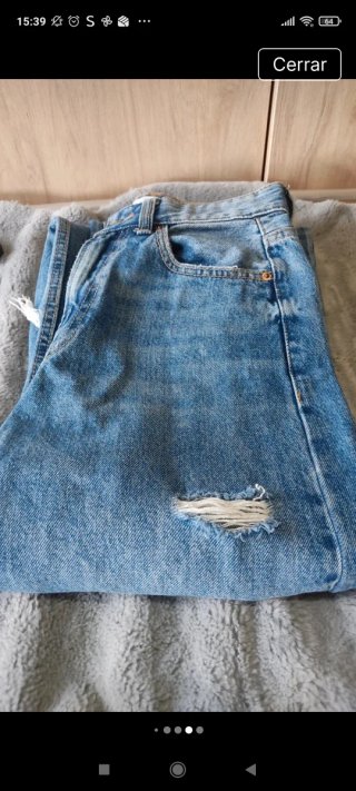 Vaqueros Bershka Azules