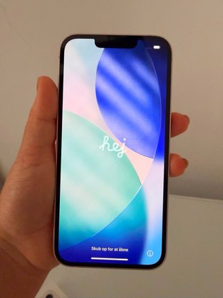 iPhone 13