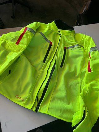 Sin estrenar Chaqueta Reflectante Zyxform