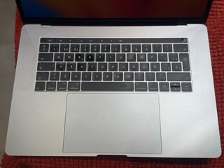 MacBook Pro 15.6 pulgadas