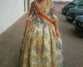 Traje de Fallera