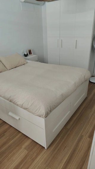 (Lebrija) Cama con cajones Ikea y colchón