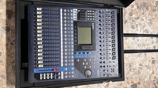 Mesa de Mezclas Digital Yamaha 01V96